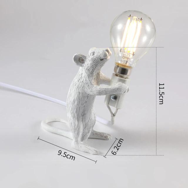 LumiMouse Gold Lamp Minimalistická stolní lampa ve tvaru myši | Lersk