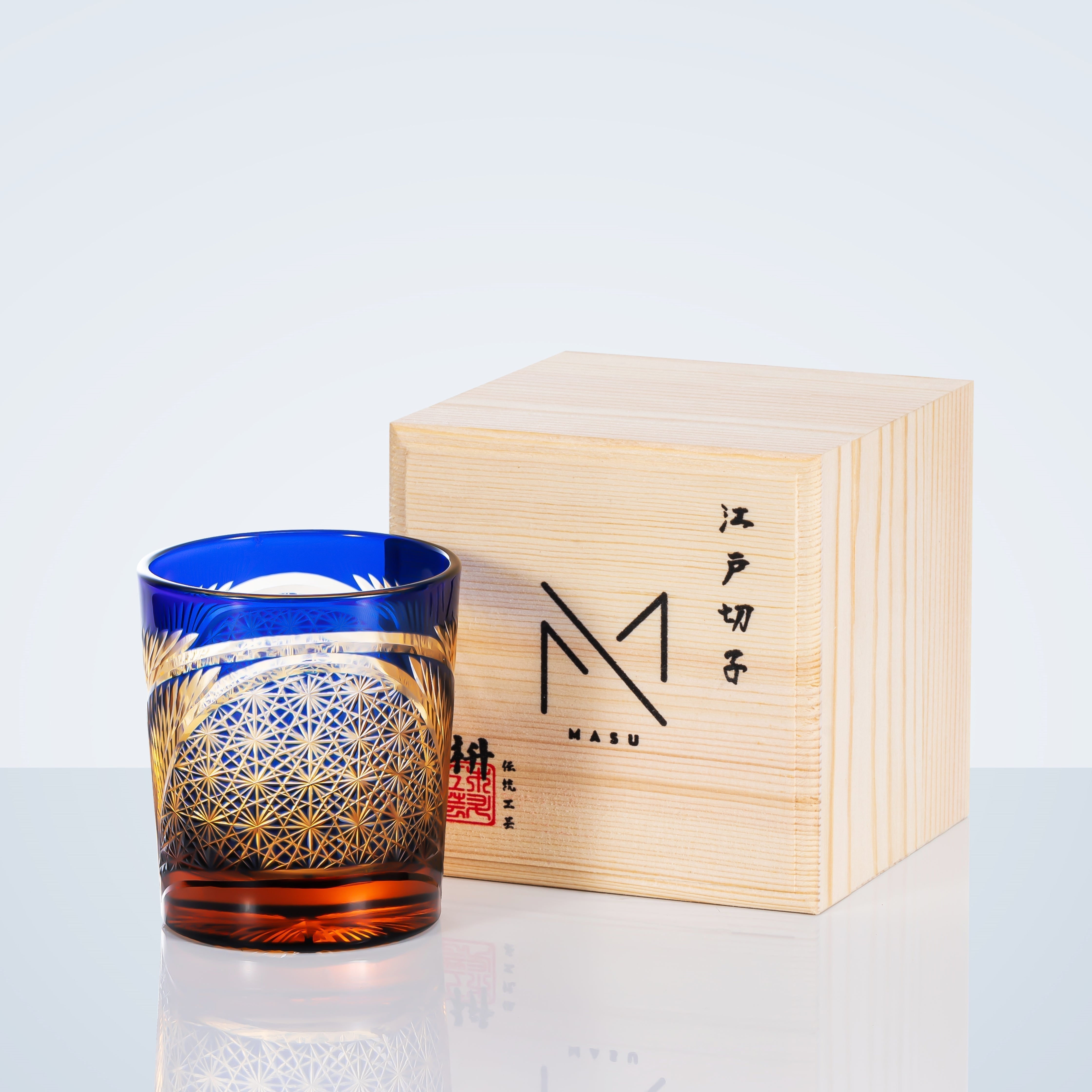 MiyuCraft | Ręcznie wykonana szklanka do whisky z piórem żurawia w drewnianym pudełku | Lersk