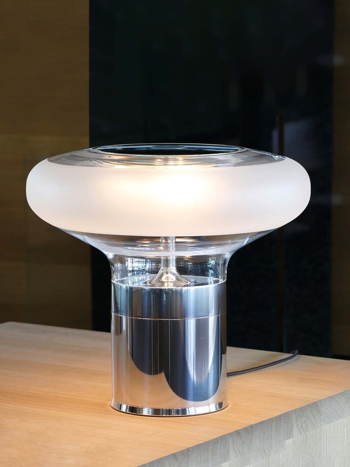 Modern Glass Table Lamp With Chrome Base - StudioAura Ambience | Lersk