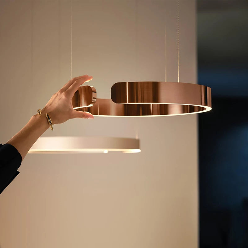 LyraHalo Round LED Pendant Light With Metal Construction For Living And Dining | Lersk