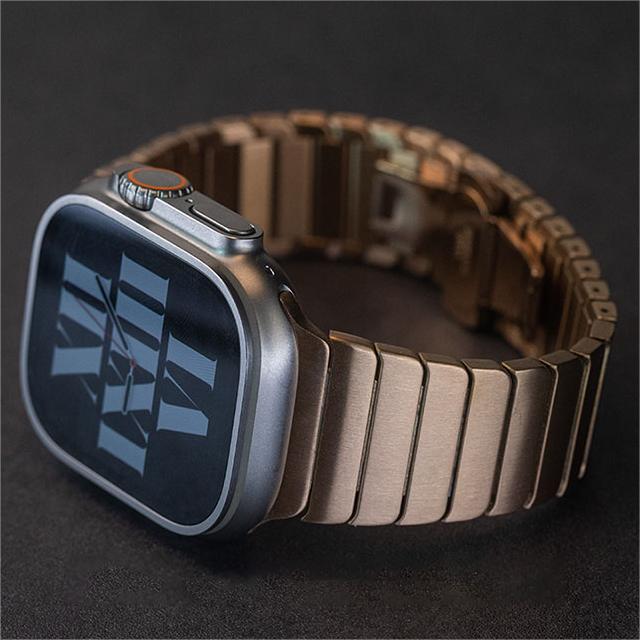 Kirelli nerezový řemínek s motýlkovou sponou pro Apple Watch | Lersk