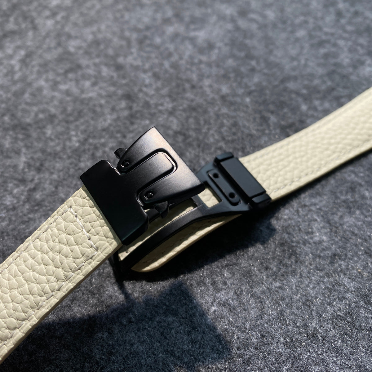 Magnetic Leather Band For Apple Watch | Lersk