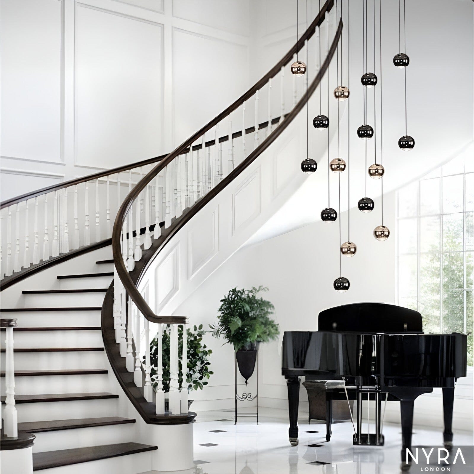 Avella Raindrop Glass Chandelier | Lersk