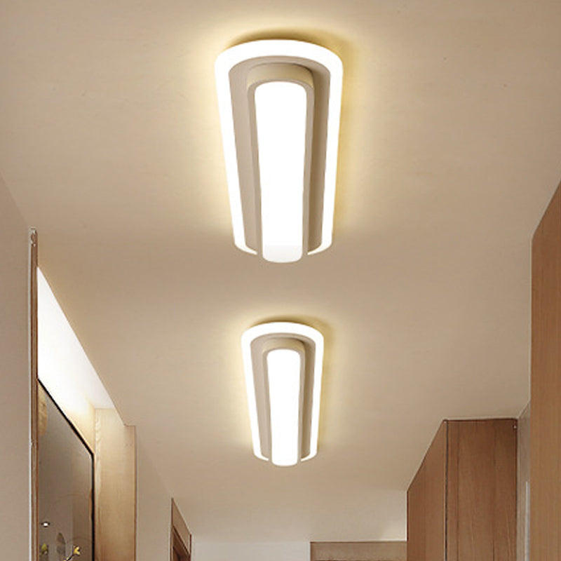 Oval LED Ceiling Light With Acrylic Diffuser For Modern Homes Black And White | Lersk