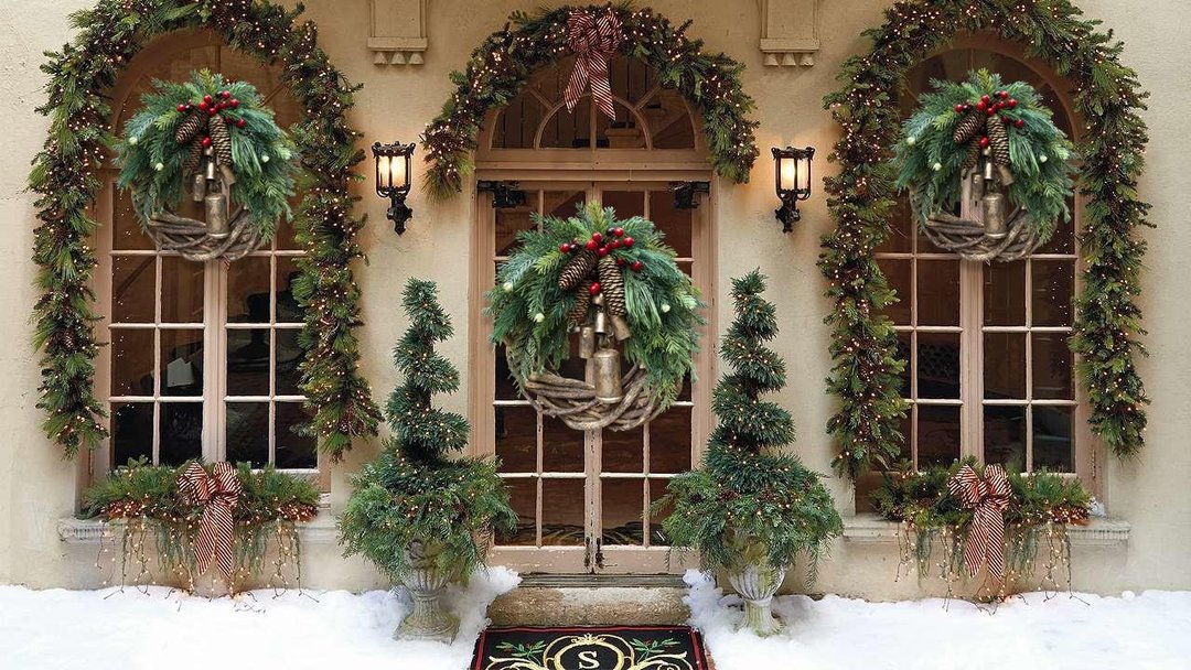 Christmas Wreath Boho Style With Rustic Vine Base Featuring Pinecones And Golden Bells | Lersk