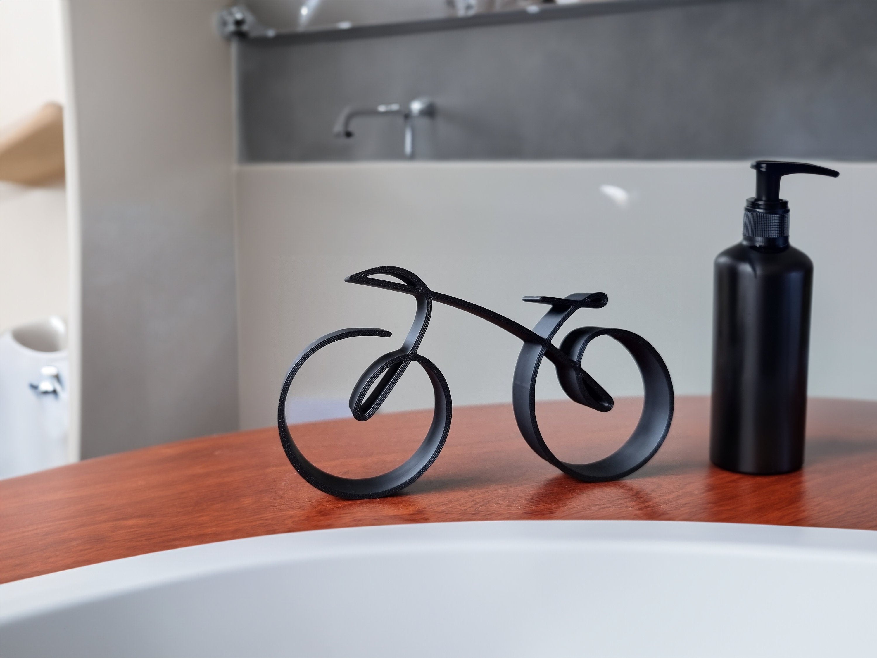 Escultura de bicicleta minimalista elegante en estilo de estructura de alambre para decoración de escritorio y regalo para ciclistas | Lersk