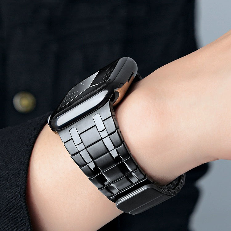 Alera | Cinturino magnetico in acciaio inox satinato per Apple Watch | Lersk