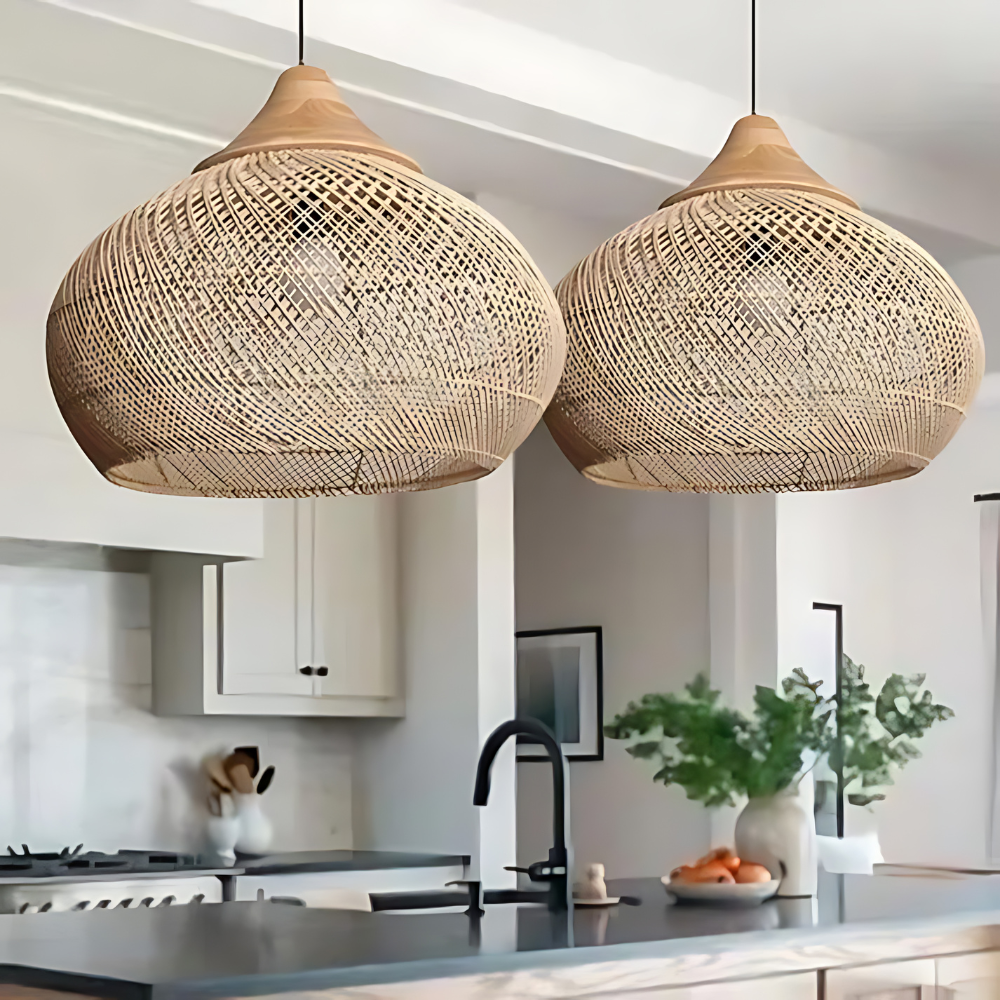 Lampe Plafonnier Kevara en Rotin Tressé à la Main, Suspension Bohème avec Abat-jour Naturel | Lersk
