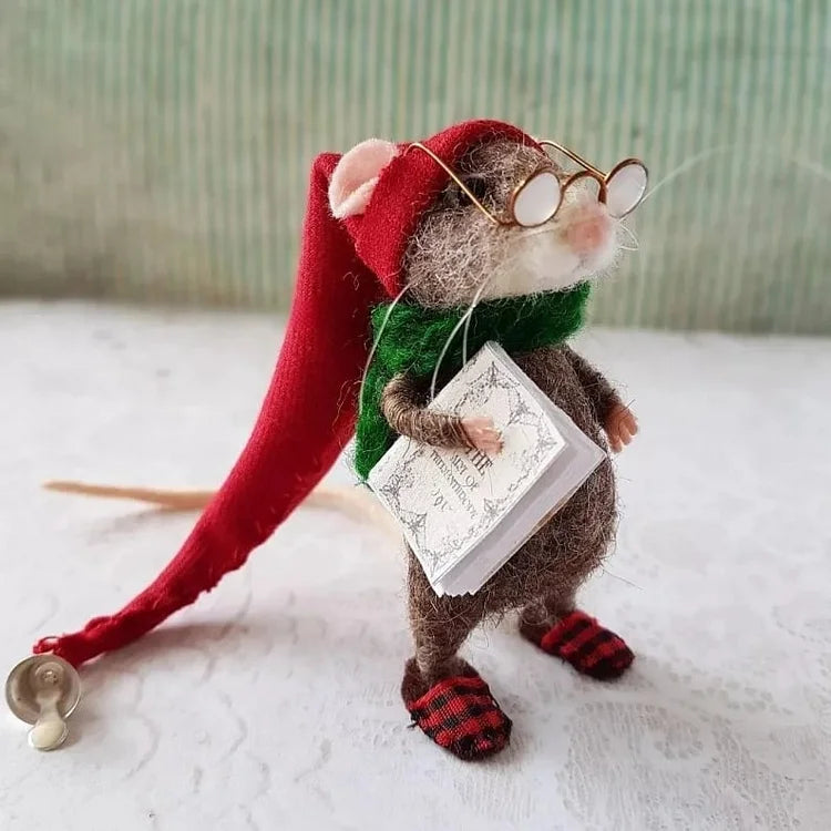 Ruční vánoční dekorace myš z plsti a nápad na dárek jehličkově plstěná z vlny a látky udržitelná | Lersk