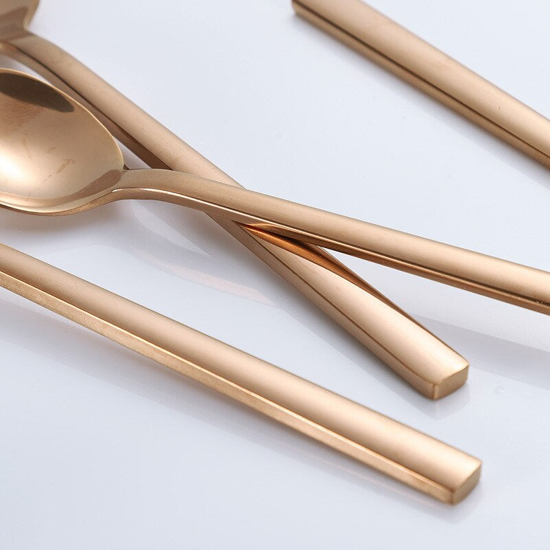 Arya 30-Piece Flatware Set For Modern Homes Rustproof | Lersk