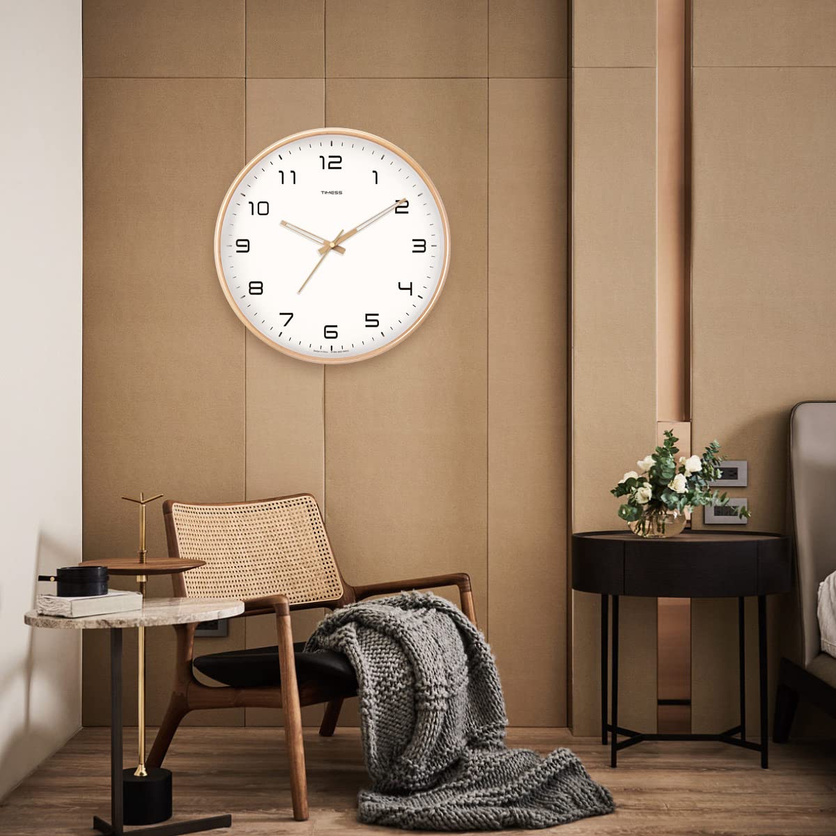 AuroraWood Analogue Wall Clock in Solid Wood for Home Decor | Lersk