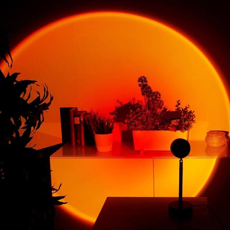 LumaVista Sunset projektorová lampa s nastavitelným náklonem a rotací | Lersk