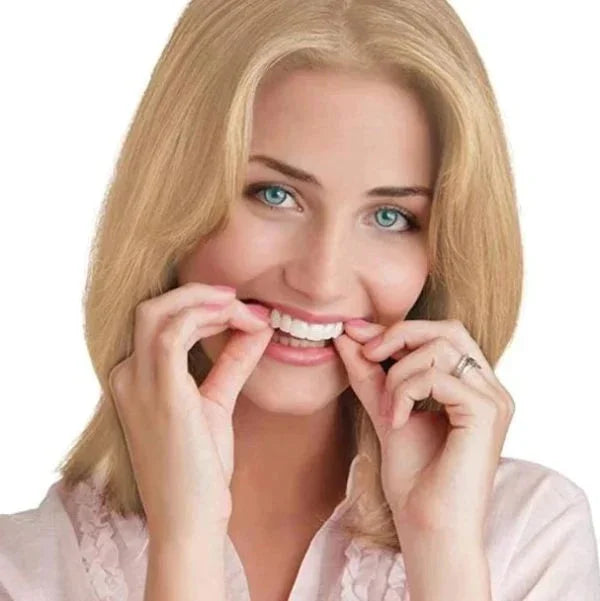 NovaBright Facette Snap On per Denti Superiori e Inferiori Sorriso Naturale Istantaneo | Lersk
