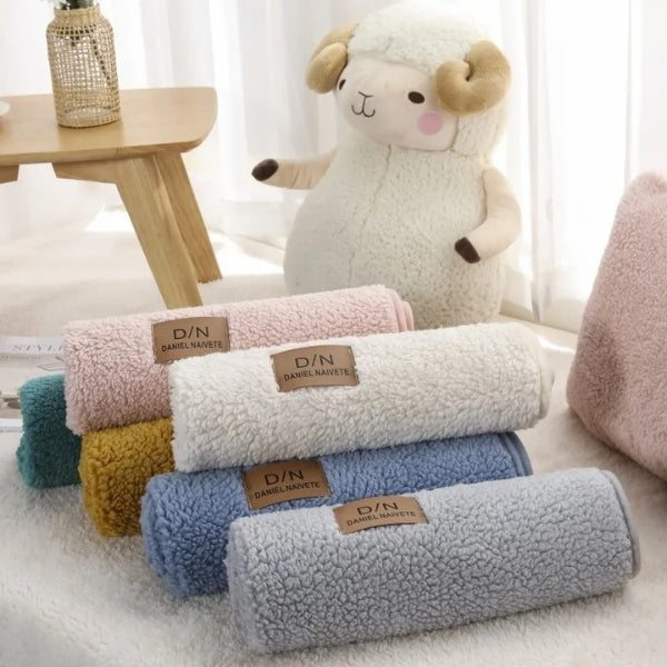 Plush Sherpa Waterproof Washable Cover For Sofa Beds | Lersk