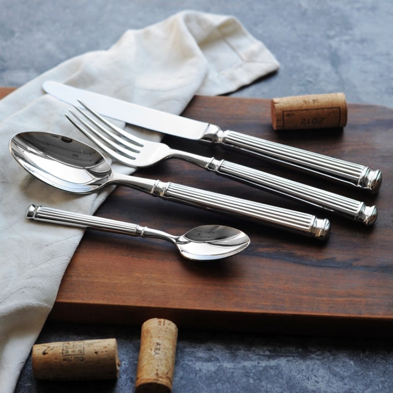 Calista | 18/10 Stainless Cutlery Set With Mirror Finish | Lersk