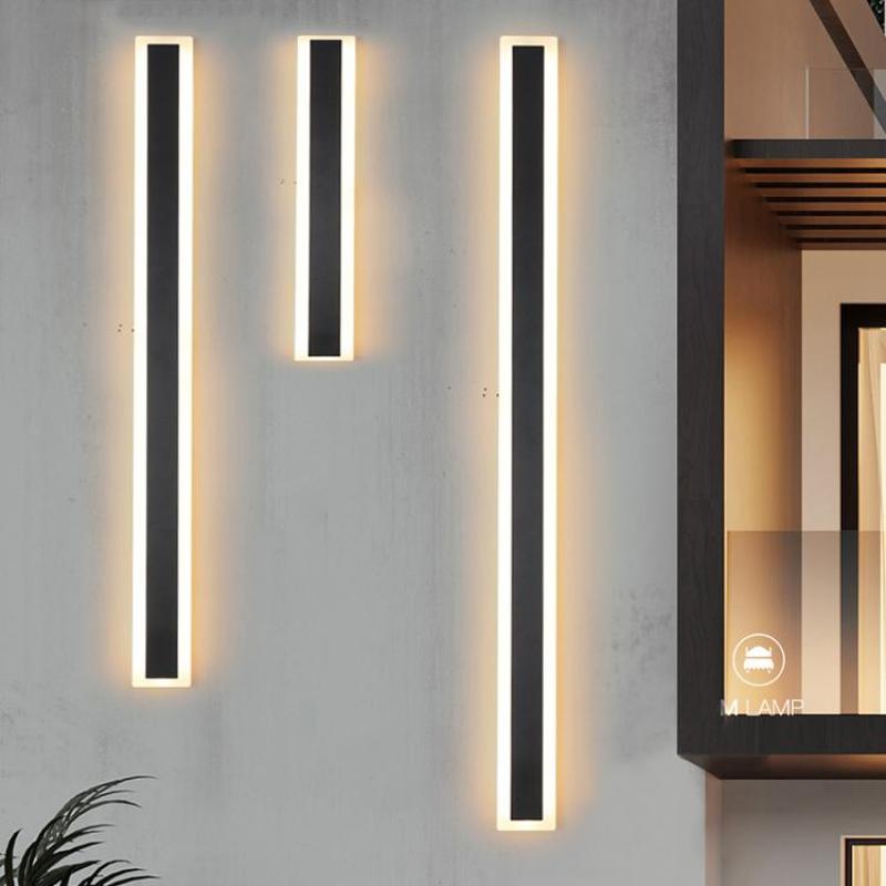 Frostline Linear Outdoor Wall Lamp with Acrylic Pane | Lersk