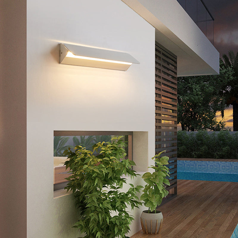 NovaLume LED Metal Indoor Wall Lamp Rotatable White | Lersk