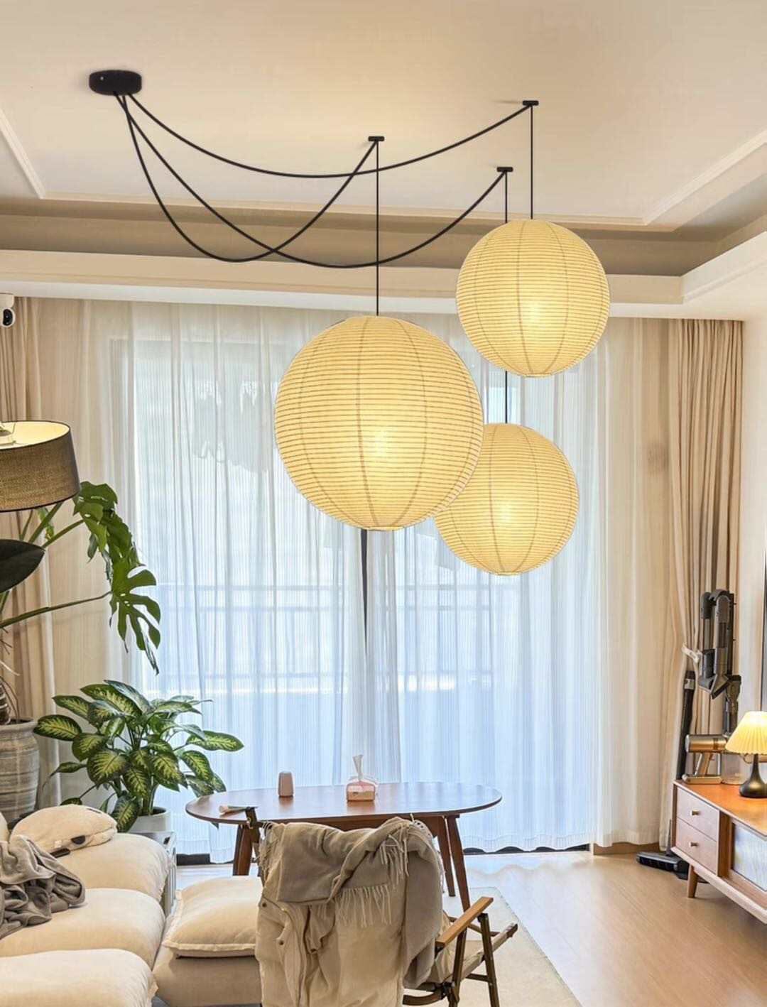 Vrimlo Paper Balloon Pendant Lights With Warm Glow For Cozy Parisian Living | Lersk