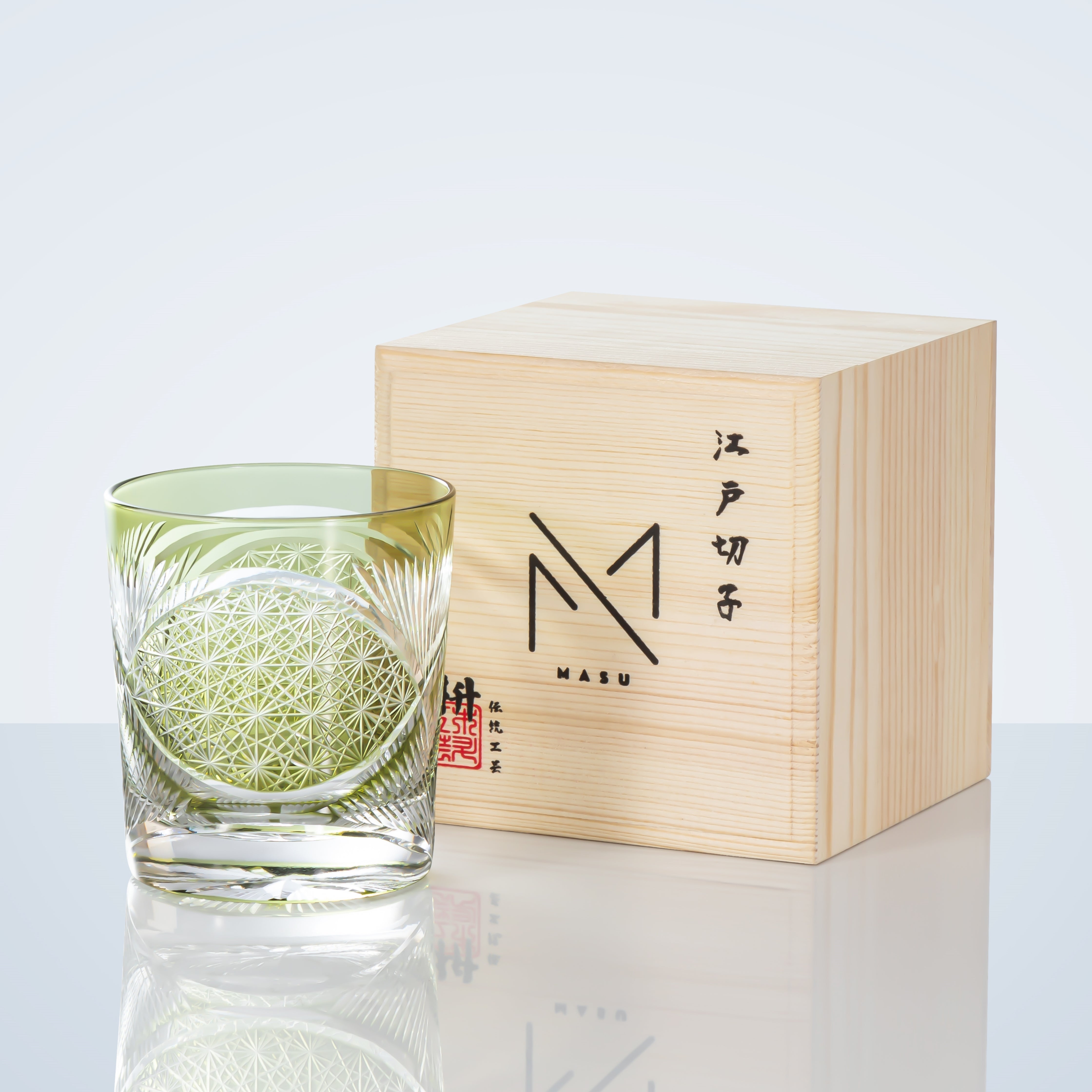 MiyuCraft | Ręcznie wykonana szklanka do whisky z piórem żurawia w drewnianym pudełku | Lersk