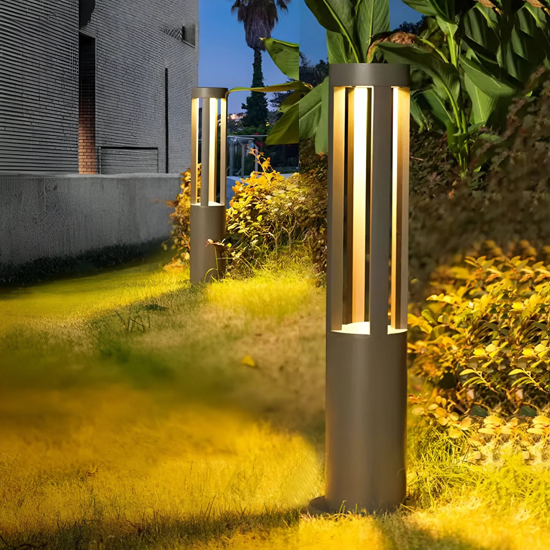 BoulderGlow Nature Inspired LED Outdoor Light for Gardens, Pathways, and Landscapes | Lersk