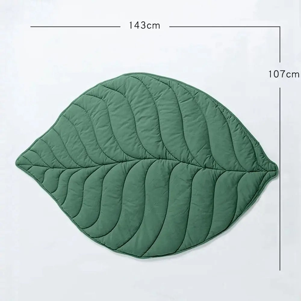 Breathable Cooling Dog Mat Keeps Pets Cool Leaf Shaped Washable | Lersk
