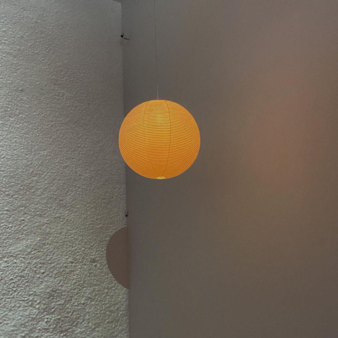 Závěsná lampa Kirei Studio inspirovaná Akari, lampa ve stylu poloviny století | Lersk