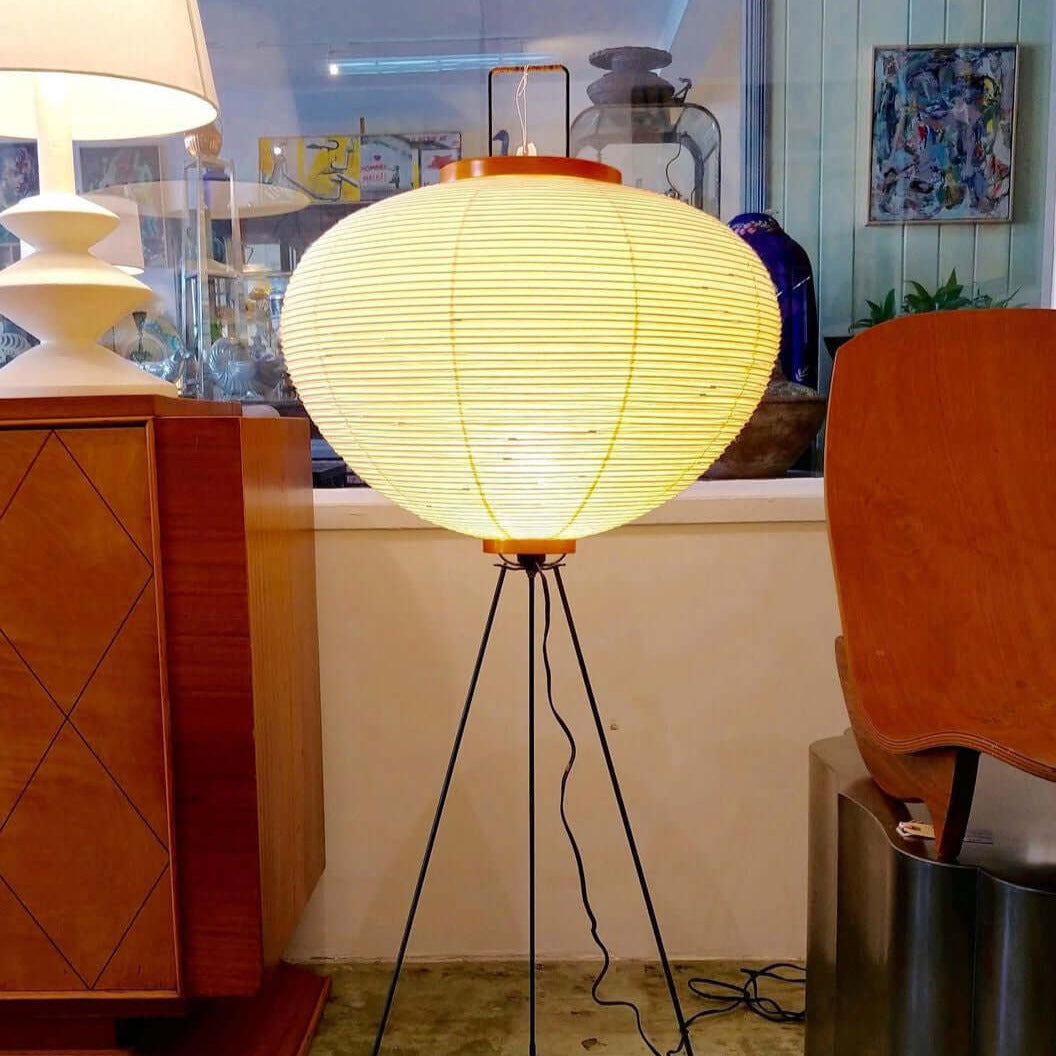 Kaze Rice Paper Floor Lamp - Japanese-Inspired Ambient Glow | Lersk