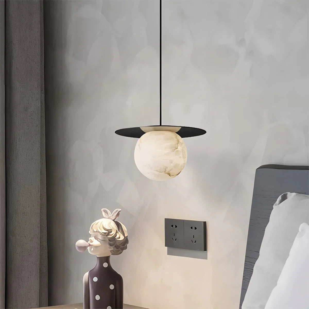 Luxury Spherical Natural Spanish Alabaster Pendant Light | Lersk