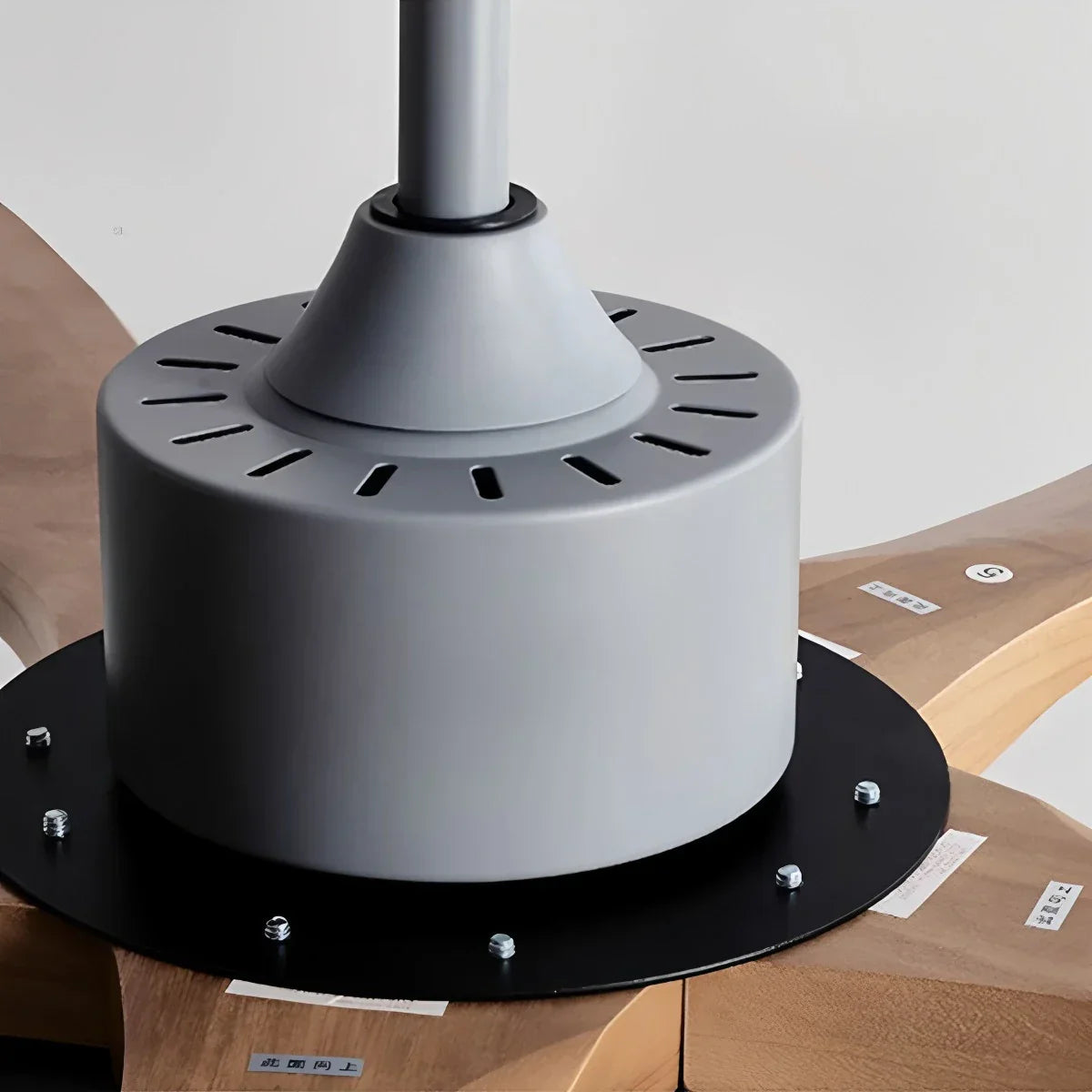 Ventilador de techo minimalista para sala de estar con luz | Lersk