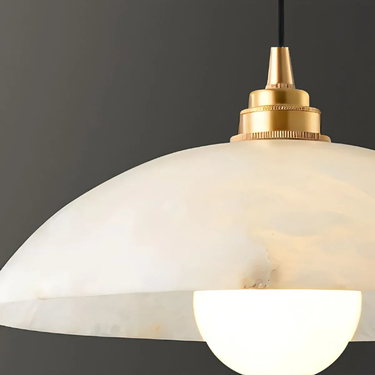 Lámpara colgante Dome Spanish Alabaster para comedor | Lersk