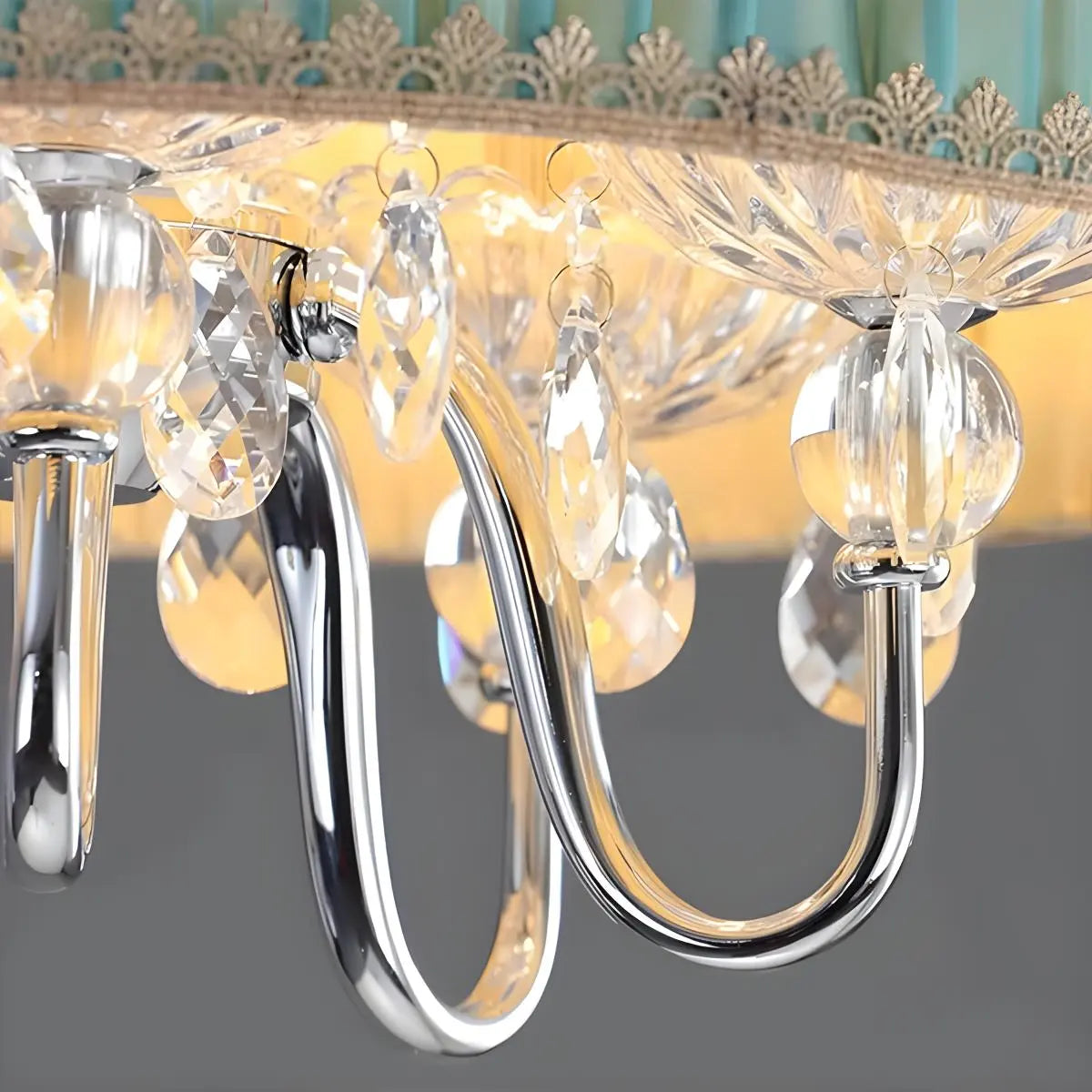 Alloy Luxury Crystal  Pendant Light for Living Room | Lersk