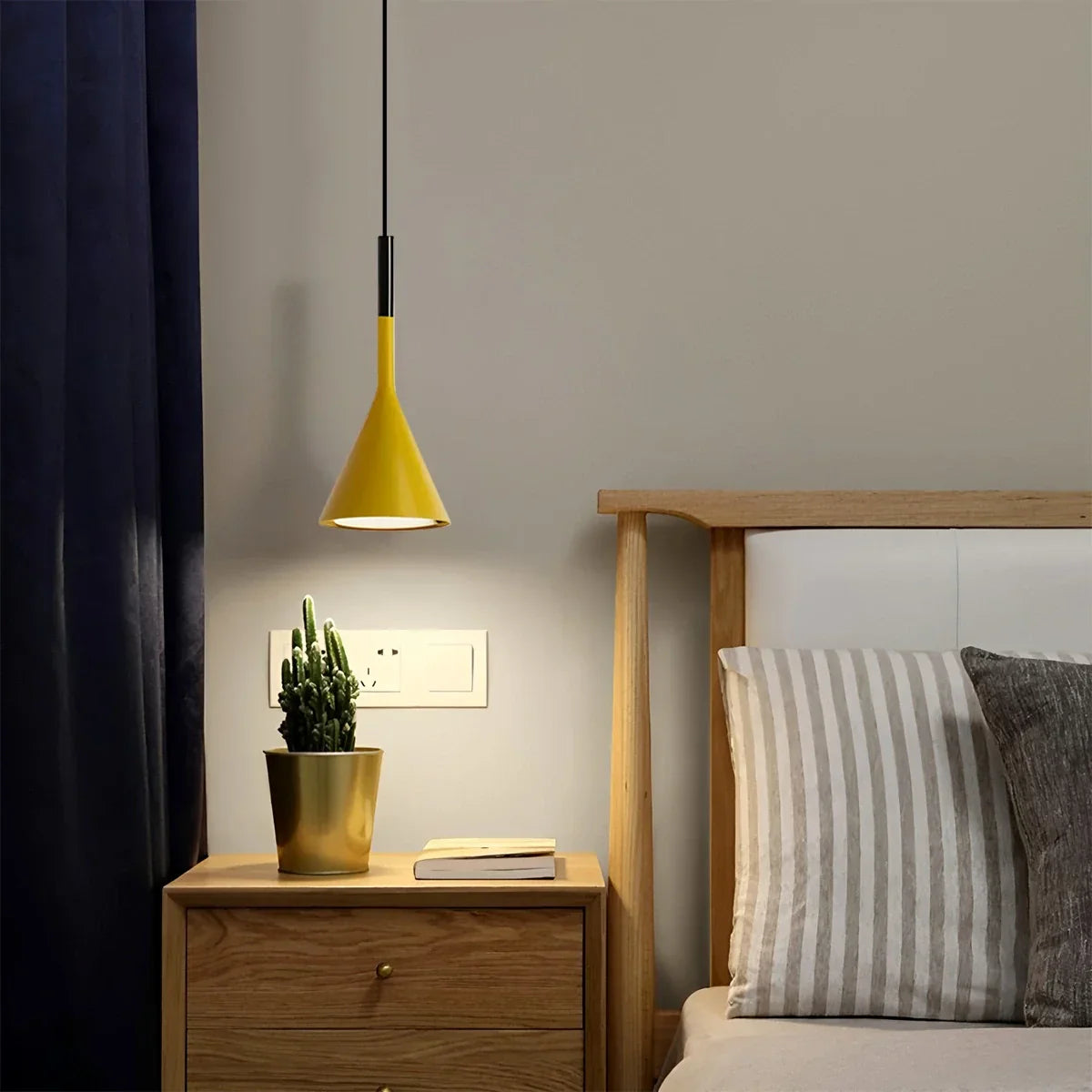 Lámpara colgante Divino Cone para dormitorio | Lersk