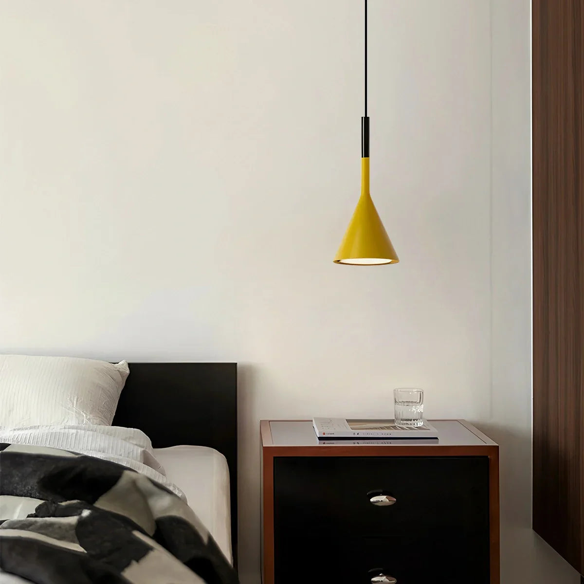 Lámpara colgante Divino Cone para dormitorio | Lersk