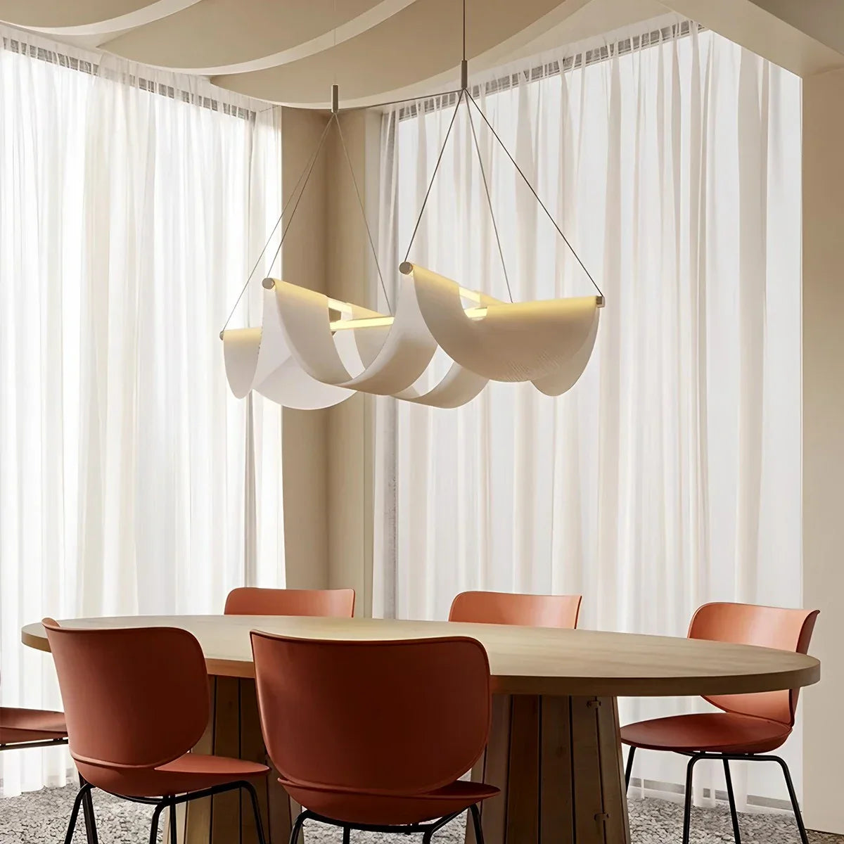 מנורת תלייה לחדר אוכל מבד דרייפ של Moooi | Lersk
