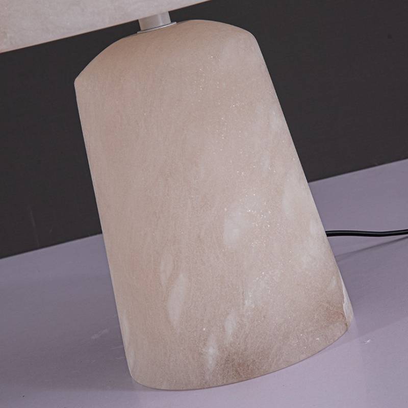 Alabaster Table Lamp For Modern Bedside Lighting In Elegant Interiors | Lersk