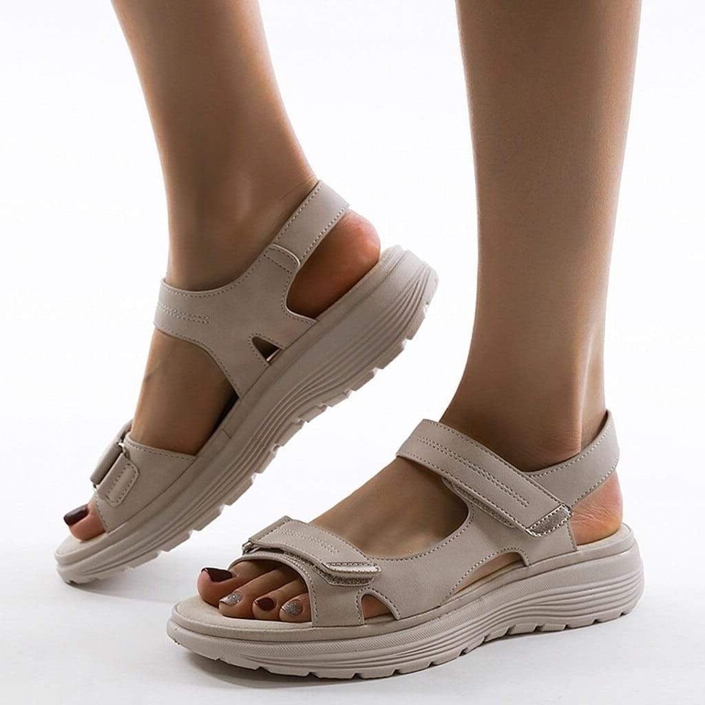Bequeme Sandalen mit Fußgewölbeunterstützung und verstellbarer Größe | Lersk