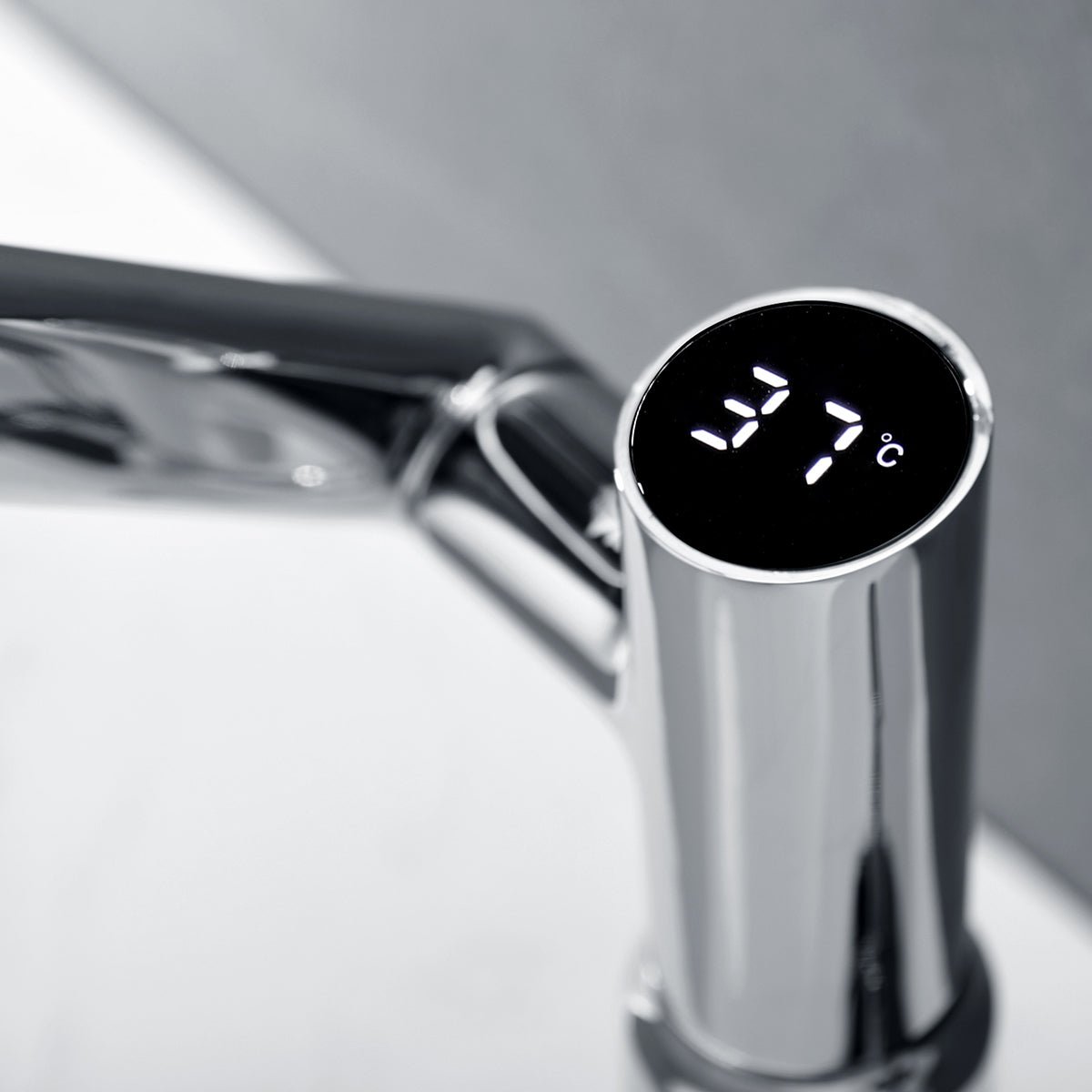 Smart Digital Basin Faucet for Hot and Cold Water | Lersk