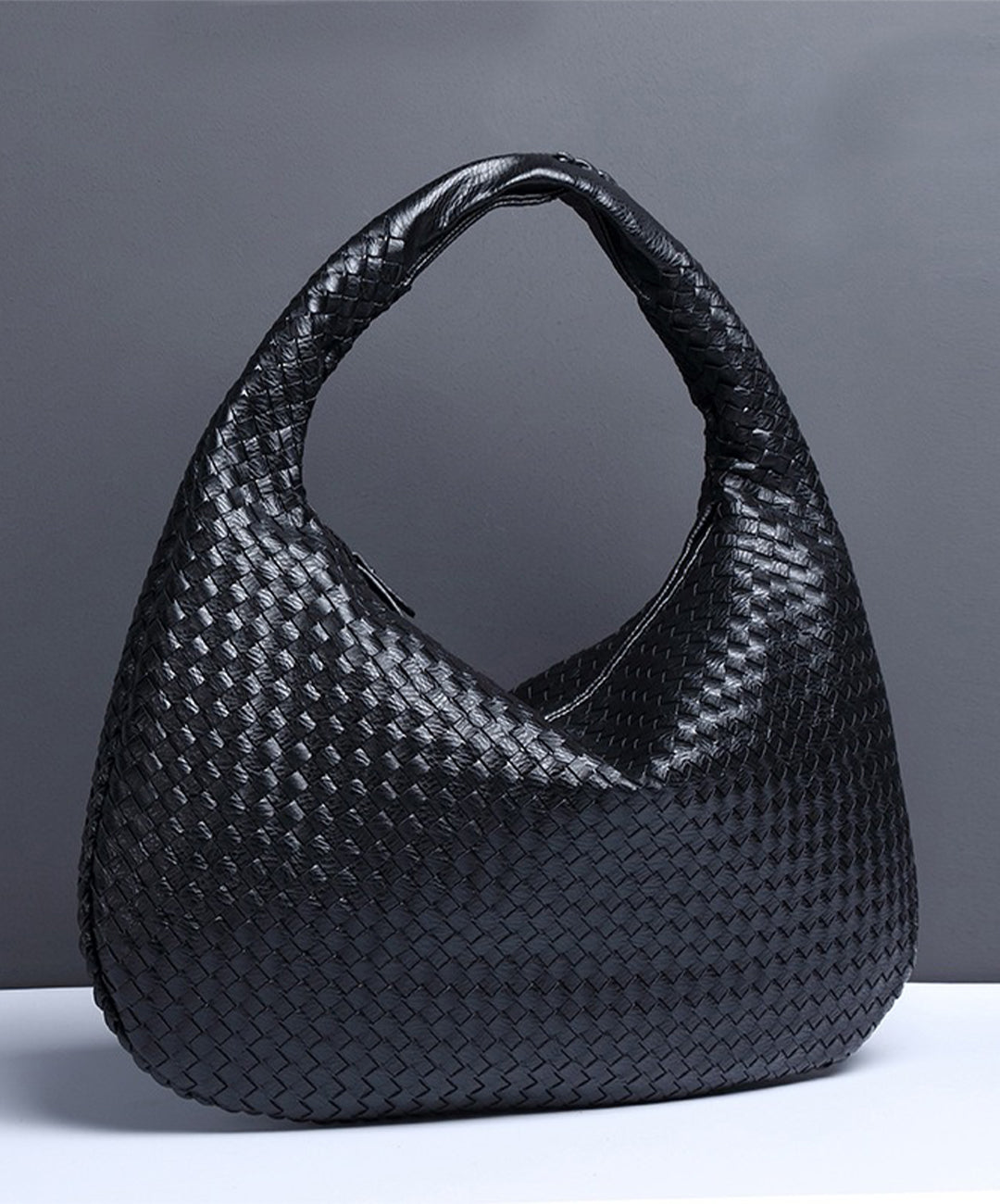 Borsa Hobo ElyraNova Crimson in Pelle Vegana 47x32x21cm