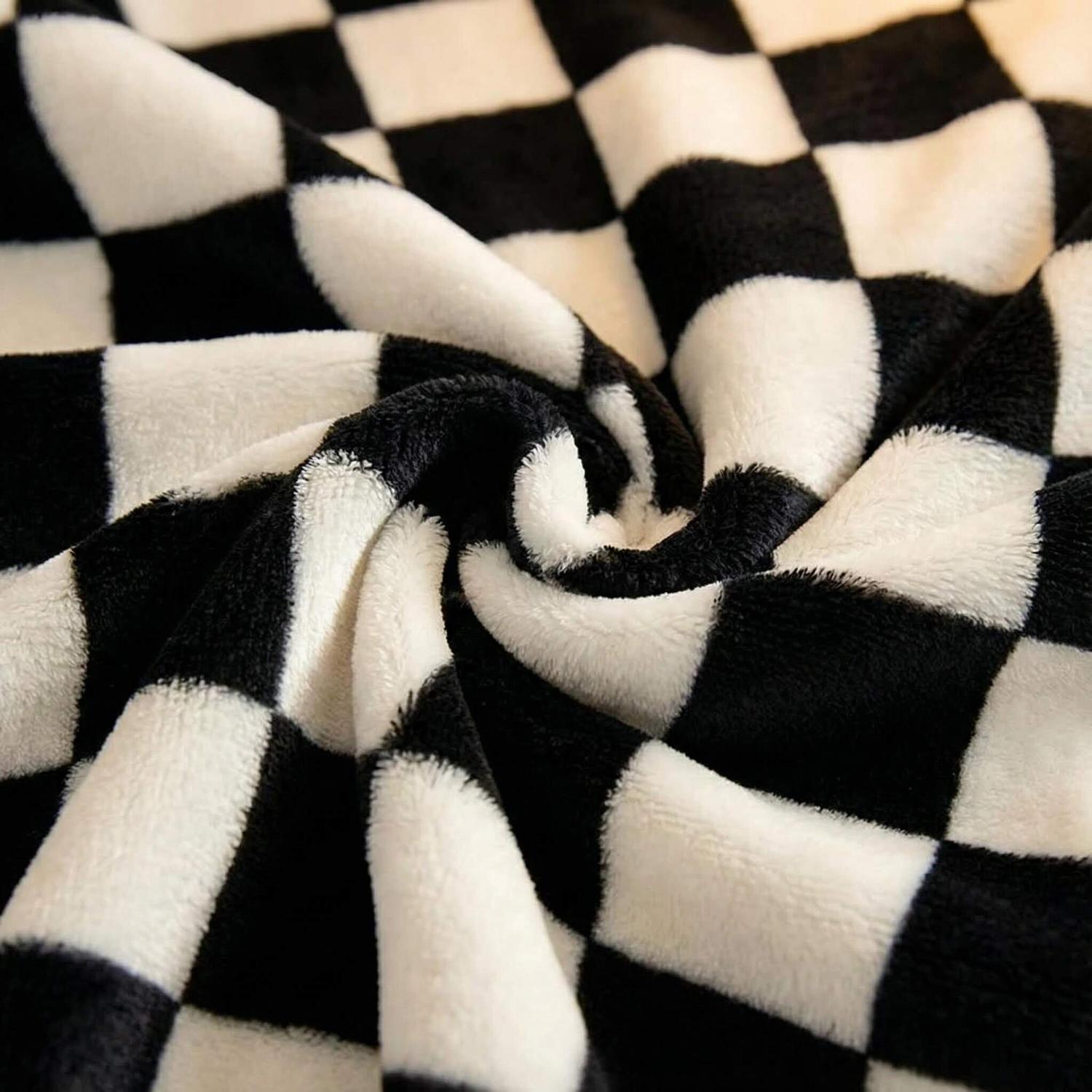 Karo-Flanell-Decke mit Schwarz-Weiß-Muster | Lersk