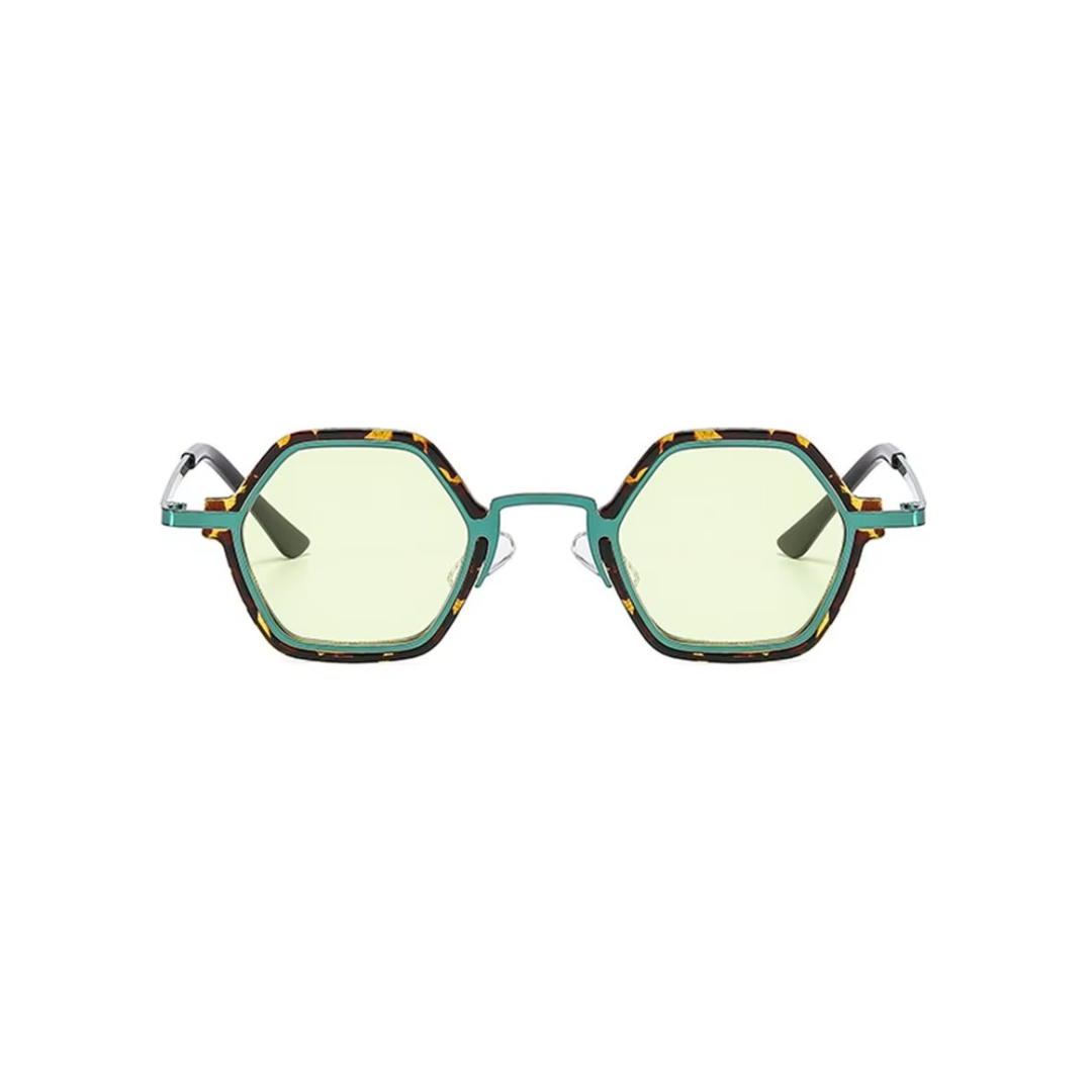 Aurion Prism UV400 Sunglasses Featuring Tinted Lenses | Lersk