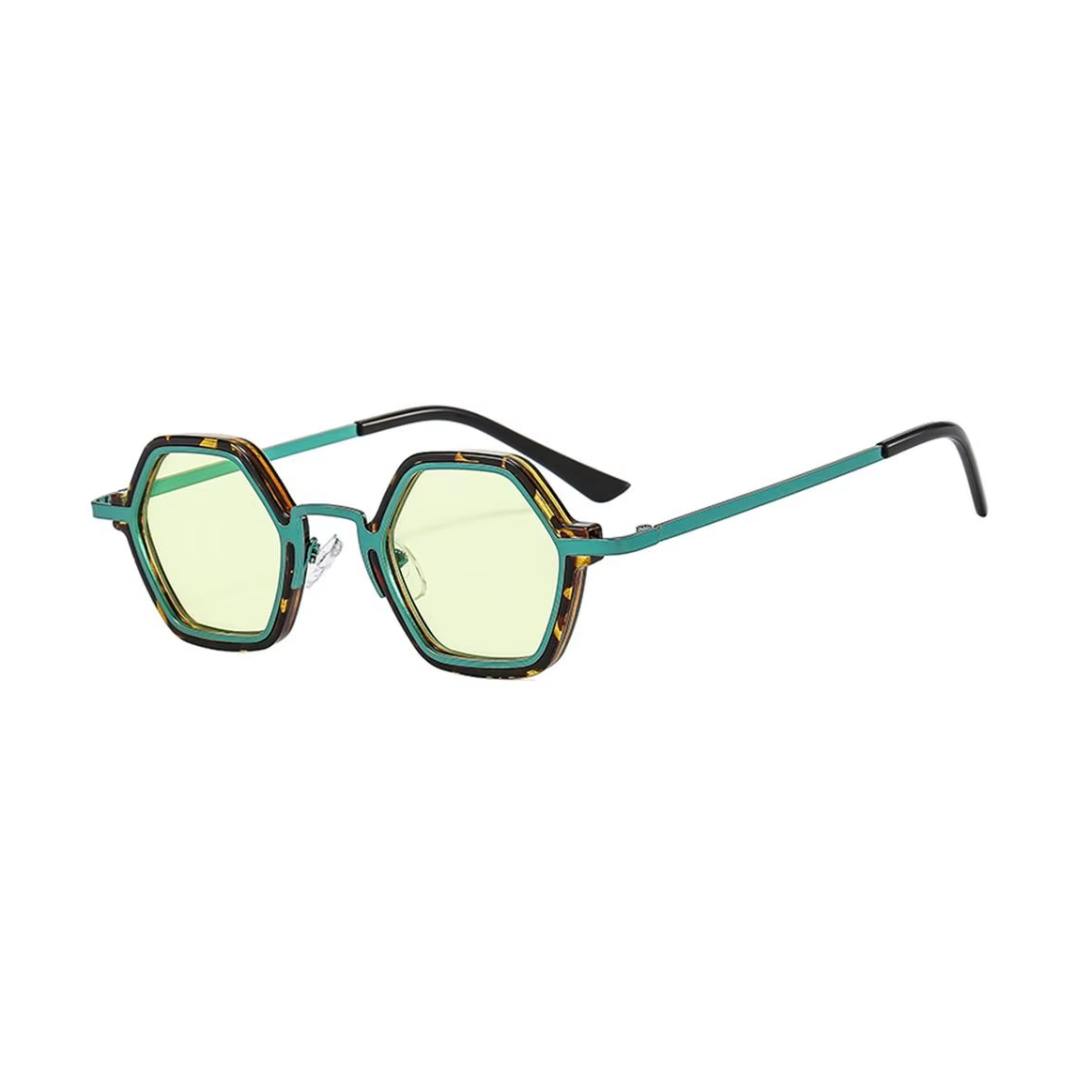 Aurion Prism UV400 Sunglasses Featuring Tinted Lenses | Lersk