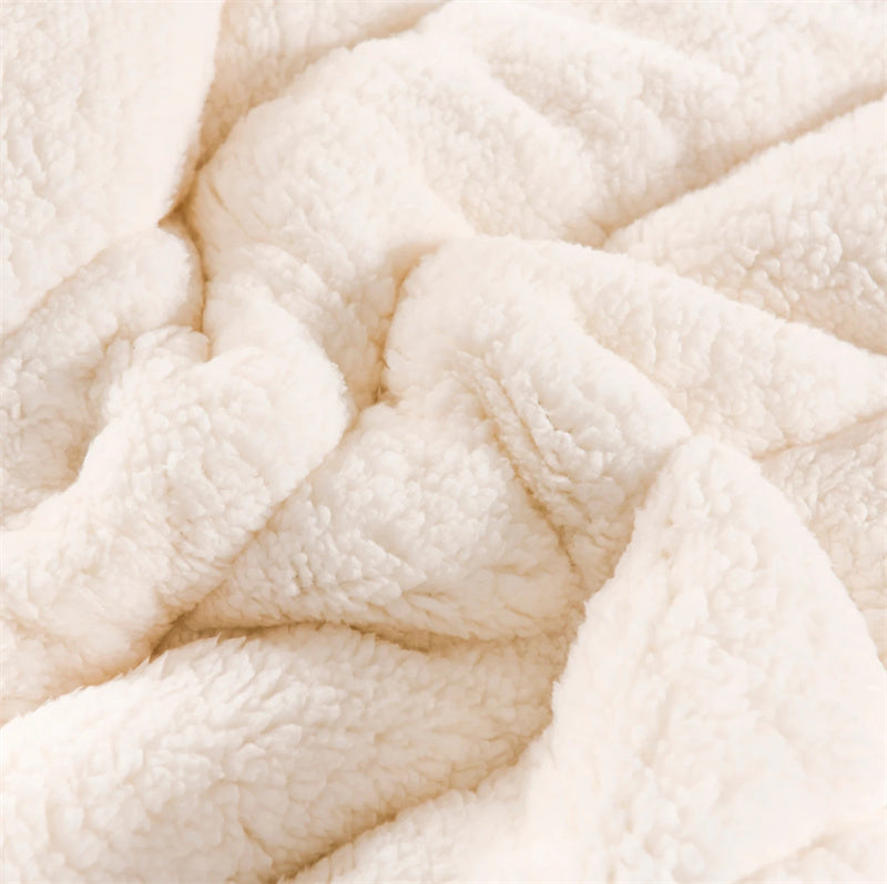 Deka z ovčí vlny od LammeFleece LuxeWarm Luxusní teplo pro milovníky domácího dekoru | Lersk