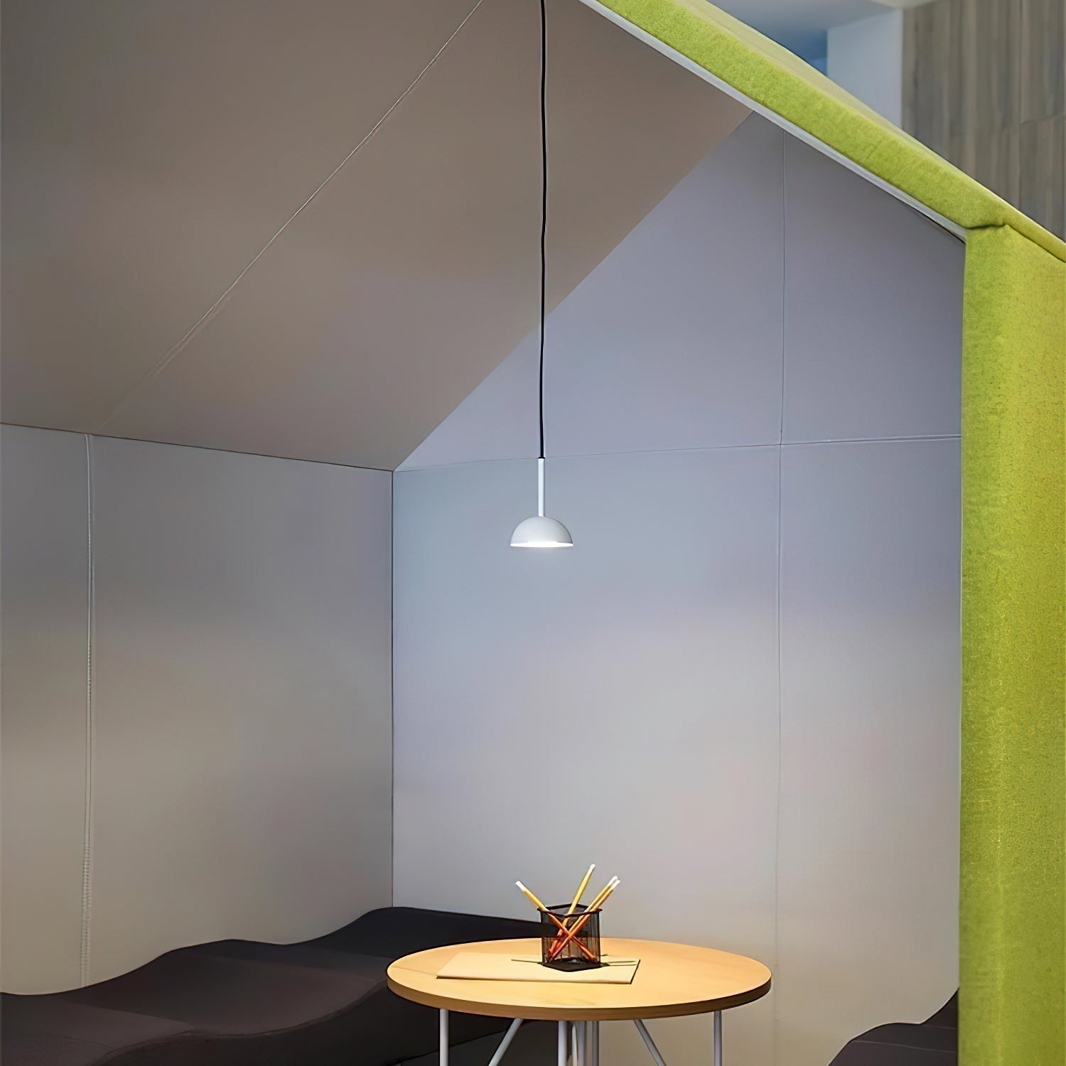 Lampada a sospensione geometrica OpalineLuxe con fascino unico | Lersk