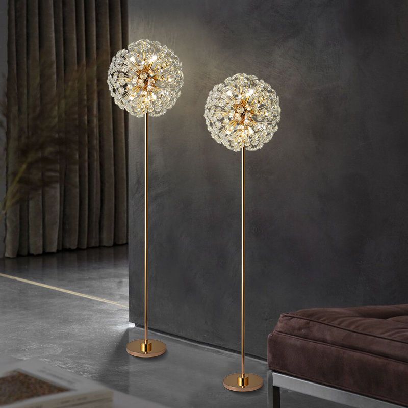 Stojací lampa Meadow Bloom Crystal s luxusním zlatým povrchem | Lersk