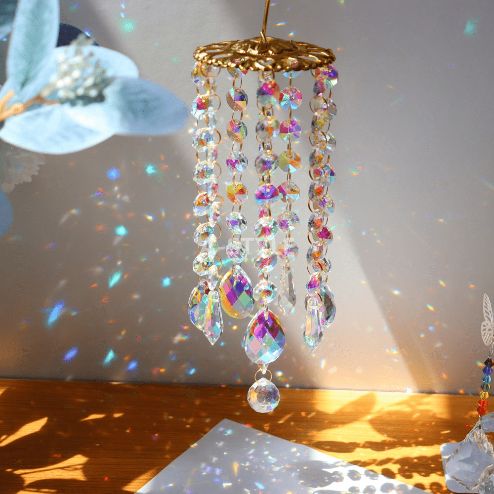 Carillon à vent en cristal HarmonyGleam pour décoration de jardin paisible et ambiance extérieure | Lersk