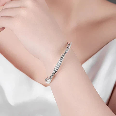 Elara Geflochtenes Armband aus Sterlingsilber für Damen Zeitloser Schmuck | Lersk
