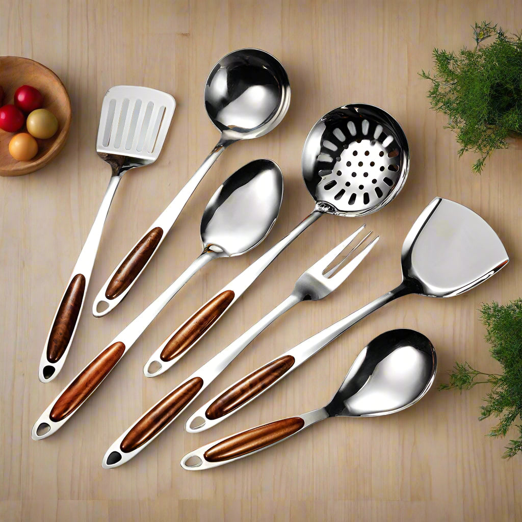 Set di 10 utensili da cucina in acciaio inox Viretta con manici ergonomici | Lersk