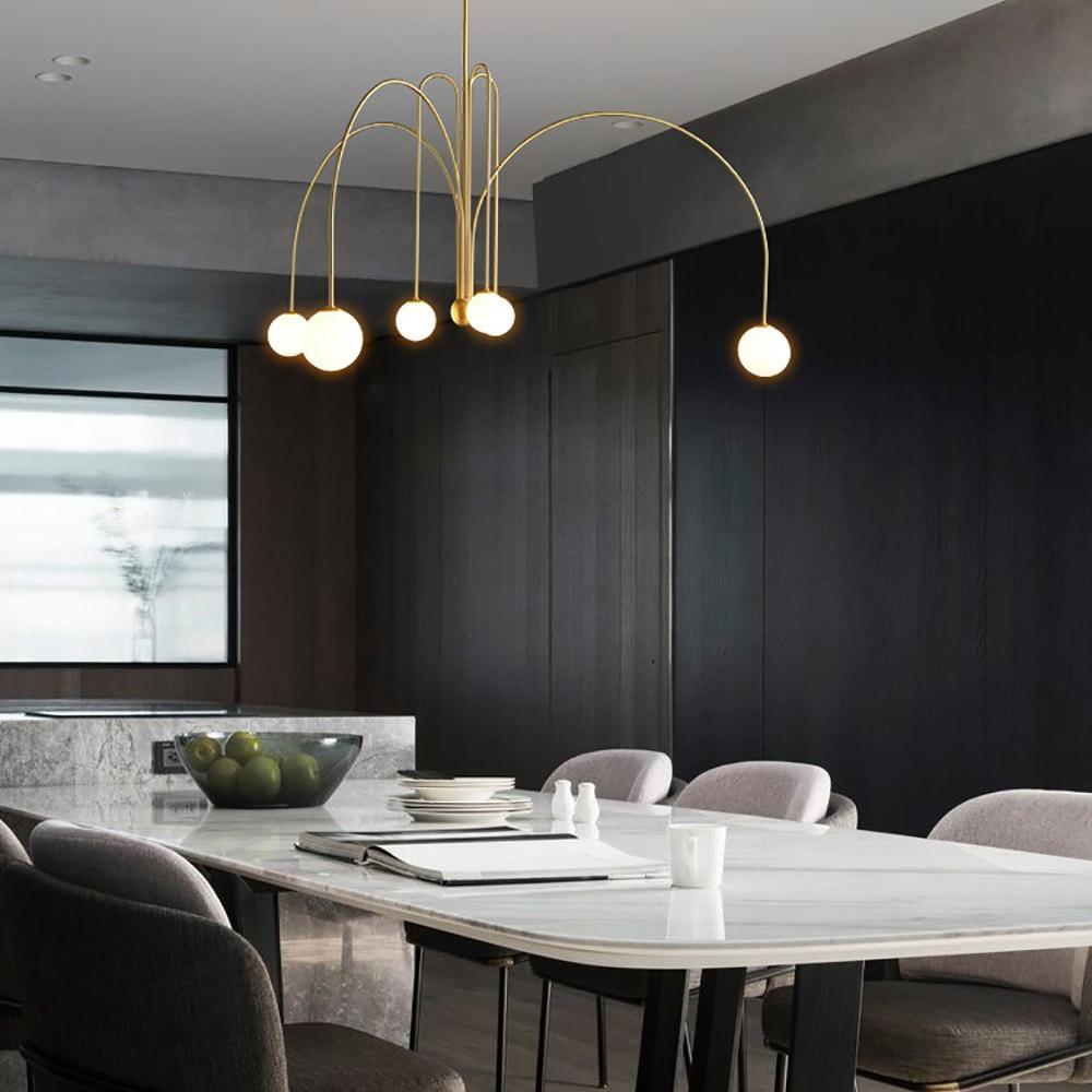 Nova Crest Pendant Light With Dramatic Hanging Design For Dining Rooms Entrances | Lersk