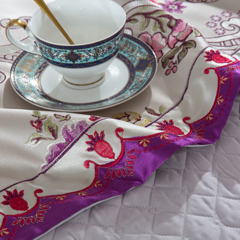 Parure de housse de couette en satin de soie Aurelia en coton argent et or | Lersk