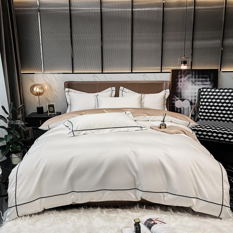 Elara Luxe Egyptian Cotton Hotel Bedding Set With Gold Trim | Lersk